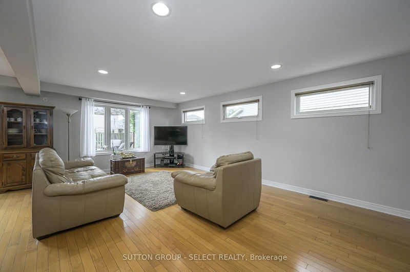 1884 Stackhouse Cres  London, N5X 4M6 | Image 5