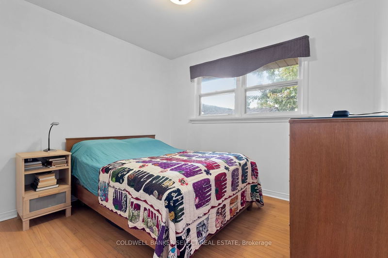 54 Beacon Ave  Hamilton, L8T 2N5 | Image 19