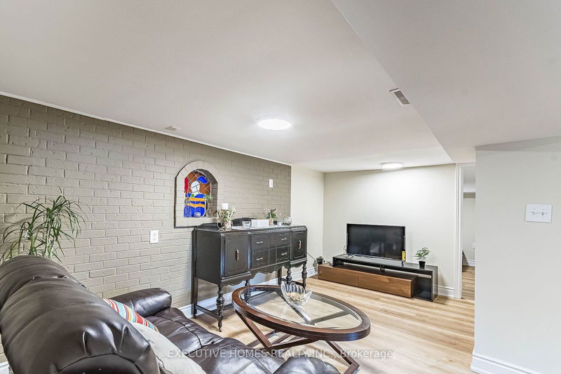 63 Audrey St  Hamilton, L8V 1G3 | Image 25