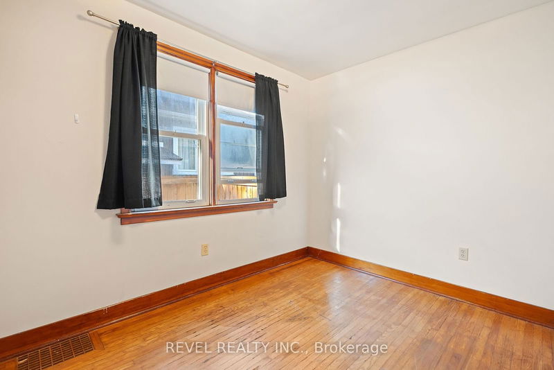 4456 Sixth Ave  Niagara Falls, L2E 4T1 | Image 12