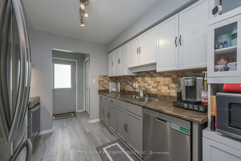 239 Portsmouth Cres E London, N5V 4C9 | Image 3