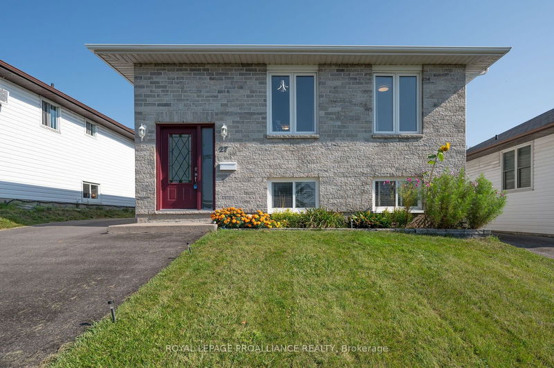 27 Joyce St  Kingston, K7K 6V7 | Image 1