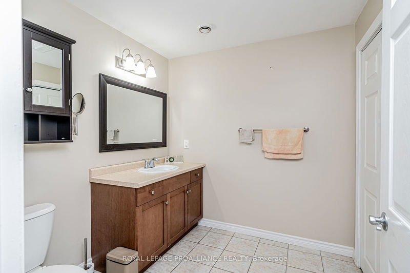 27 Joyce St  Kingston, K7K 6V7 | Image 17