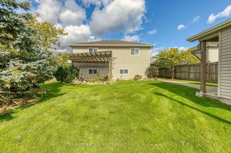 13 Helen Dr  Haldimand, N0A 1H0 | Image 28