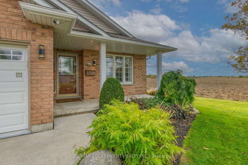 13 Helen Dr  Haldimand, N0A 1H0 | Image 3