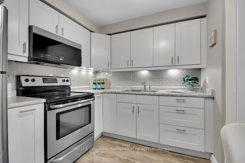  5 - 321 Northlake Dr  Waterloo, N2V 1Z1 | Image 4