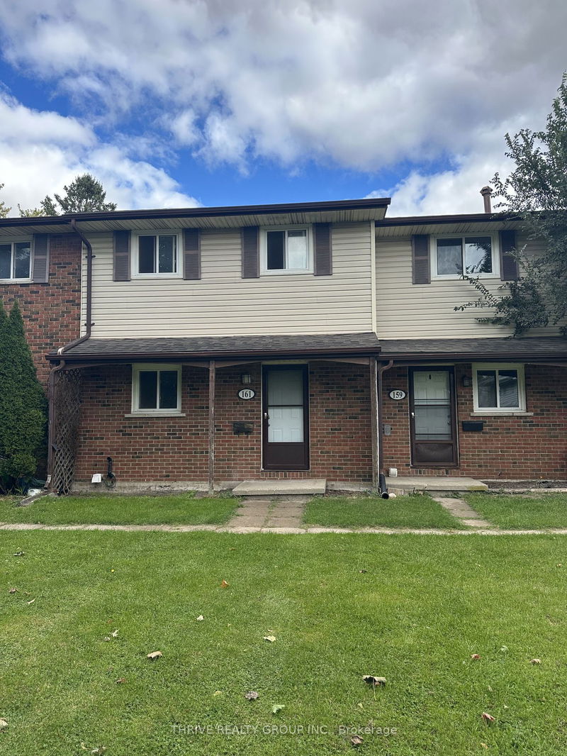 home for lease on 161 Toulon Crescent