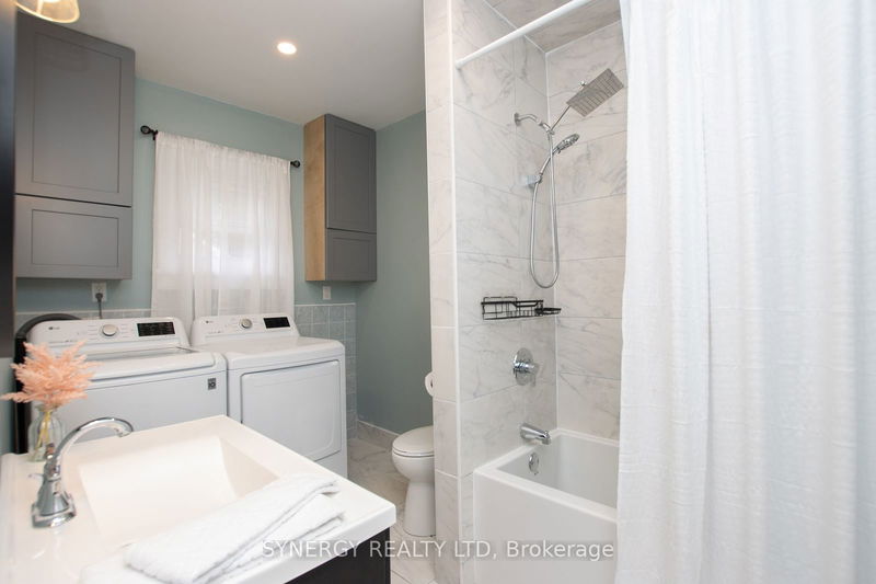 230 Currie St  Southwest Middlesex, N0L 1M0 | Image 19