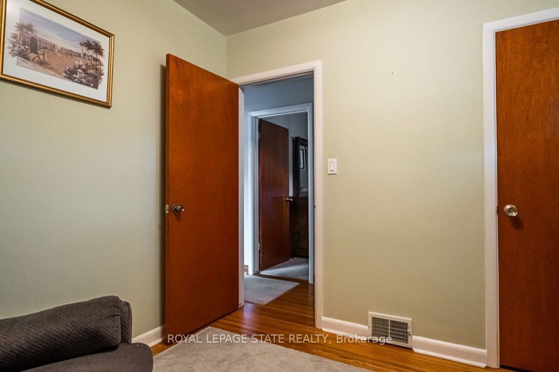 360 East 34th St  Hamilton, L8V 3X3 | Image 16