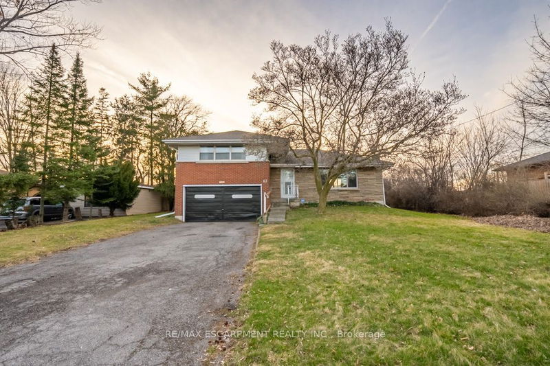 63 Deerhurst Rd  Hamilton, L8E 2E6 | Image 1