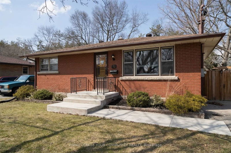 32 Collingdon Dr  Brantford, N3S 3E1 | Image 1