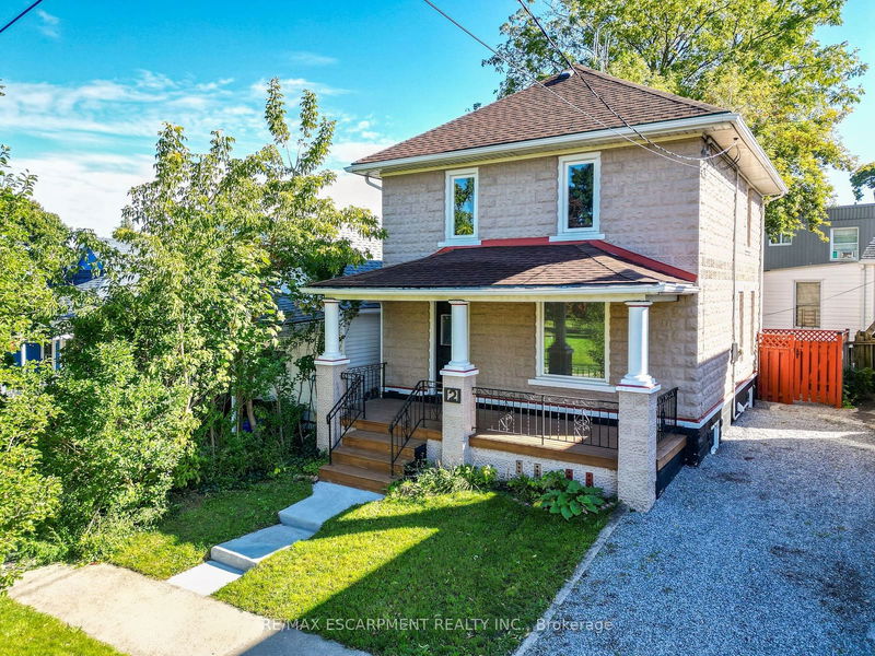 2 Berryman Ave  St. Catharines, L2R 3W9 | Image 1