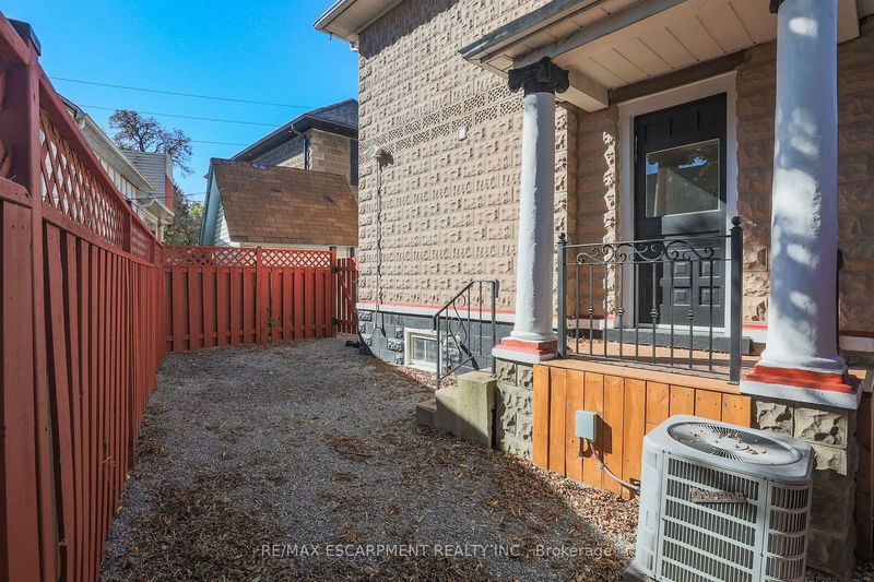 2 Berryman Ave  St. Catharines, L2R 3W9 | Image 16