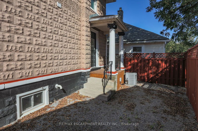 2 Berryman Ave  St. Catharines, L2R 3W9 | Image 17