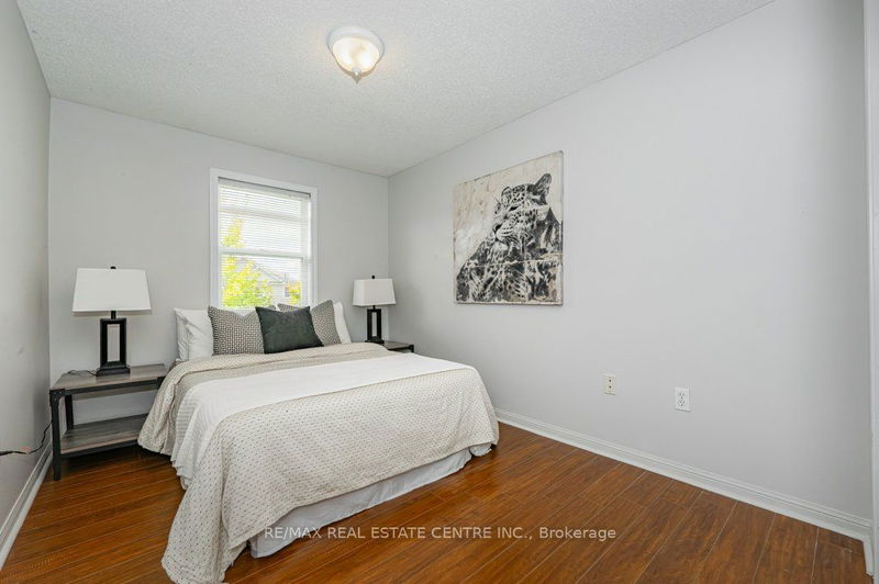  52 - 124 Gosling Gdns  Guelph, N1G 5K6 | Image 9