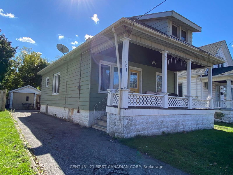 491 Wellington St, Sarnia - Sarnia image-0-0