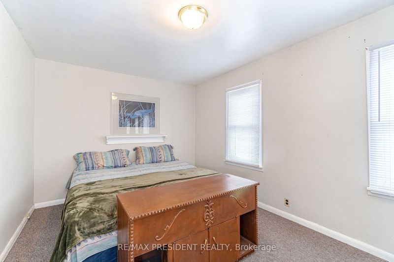 5685 Robinson St  Niagara Falls, L2G 2B1 | Image 17