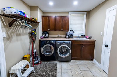 406 Rideau River St, Waterloo -  image-0-4