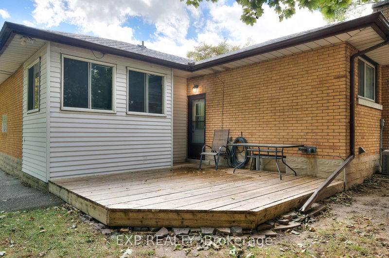 42 Acacia St  Kitchener, N2G 3B2 | Image 33