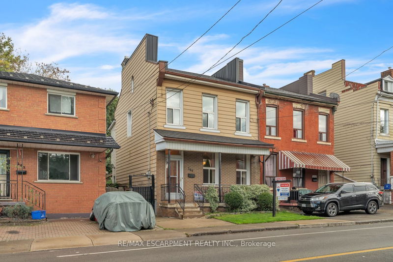 260 Bay St N Hamilton, L8M 1M3 | Image 2