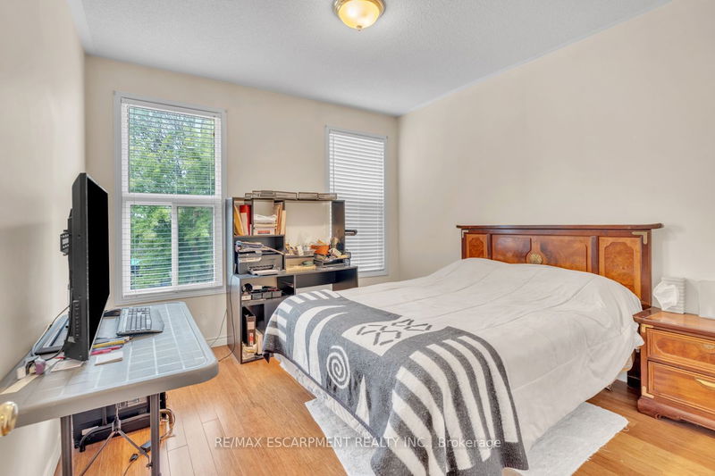 260 Bay St N Hamilton, L8M 1M3 | Image 22