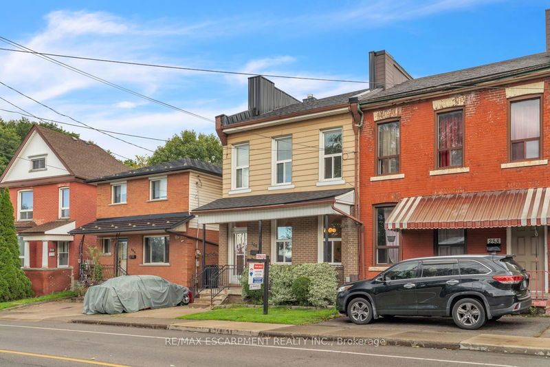 260 Bay St N Hamilton, L8M 1M3 | Image 3