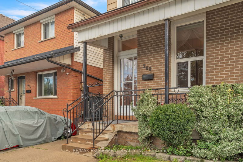 260 Bay St N Hamilton, L8M 1M3 | Image 4