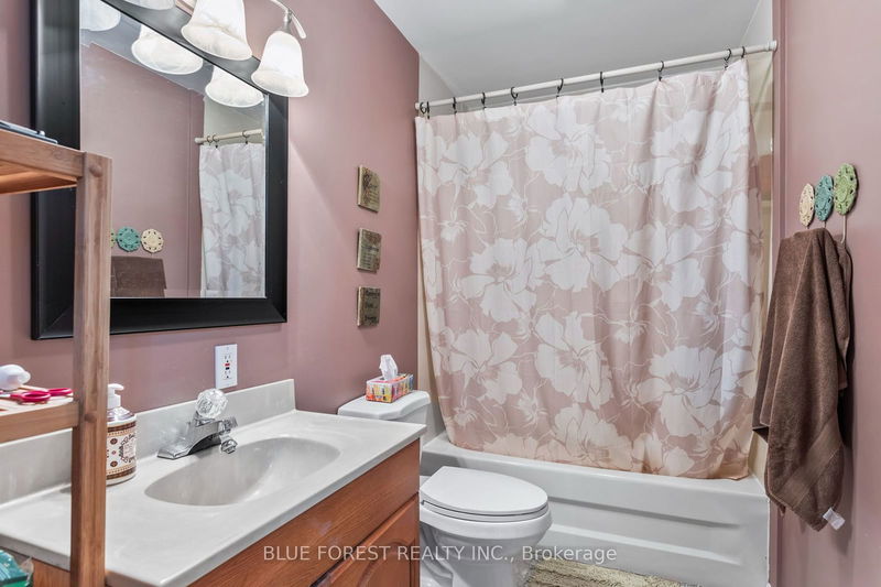 31 Dartmouth Dr  London, N5V 4T8 | Image 26