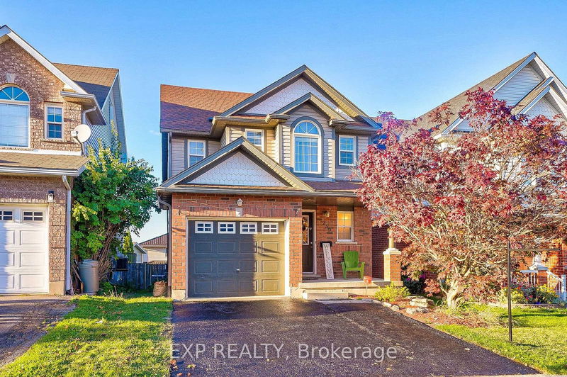 239 Bridlewreath St  Kitchener, N2E 4B5 | Image 1