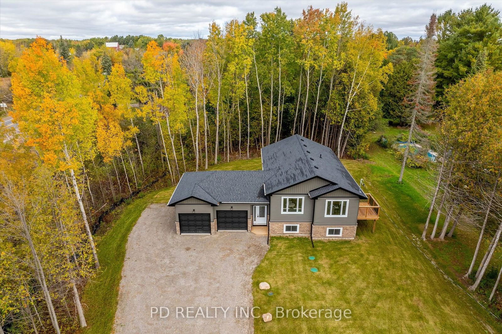 Detached House sold at 644 Skyline Road, Smith-Ennismore-Lakefield, Rural Smith-Ennismore-Lakefield, K0L 1T0 - MLS: X9392478