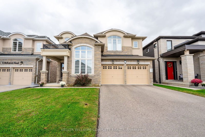 home for lease on 10 Robertson Road