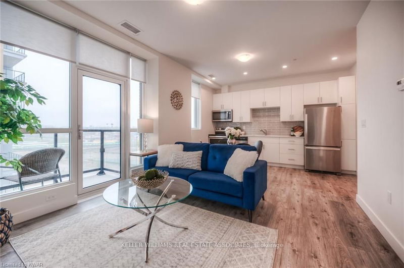 home for lease on 1003-100 Garment Street