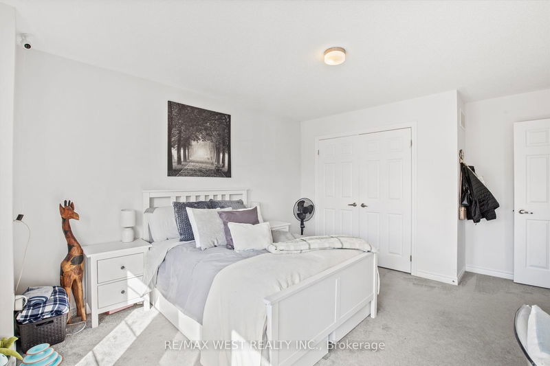 133 Mcfarlane Cres  Centre Wellington, N2M 0G5 | Image 25