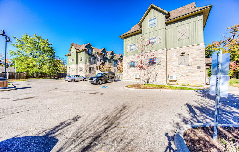 home for lease on A303-112 Union Street E