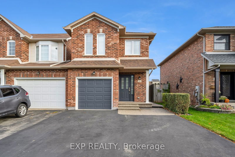 95 Tomahawk Dr  Grimsby, L3M 5M4 | Image 2