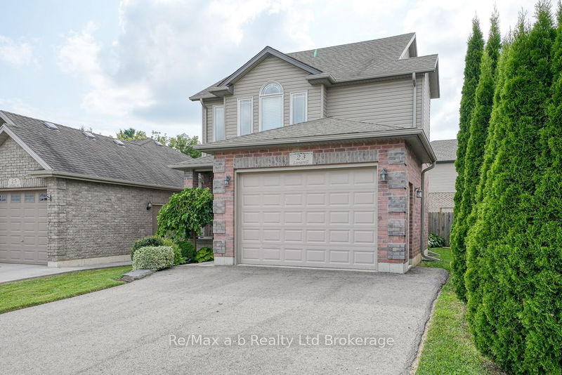 23 Langrell Ave, Tillsonburg -  image-0-0