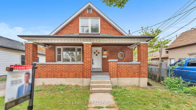 908 Trafalgar St, London - East L