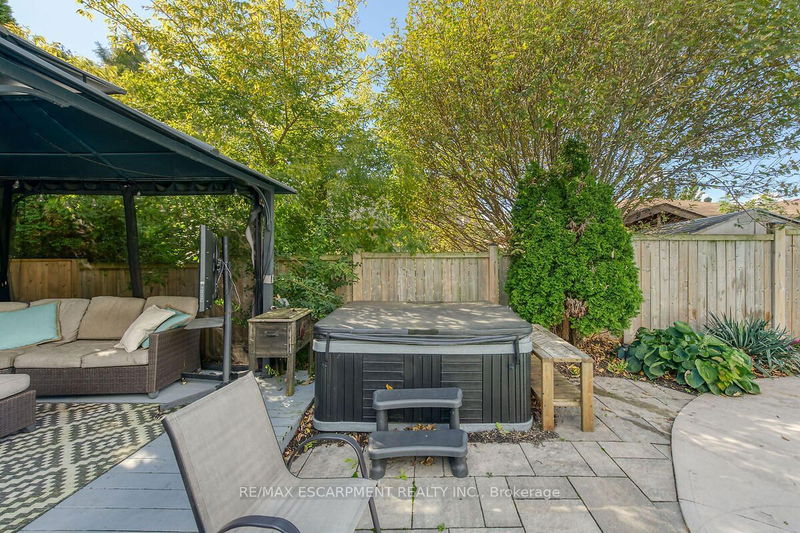 1558 Upper Wellington St  Hamilton, L9B 2C1 | Image 35