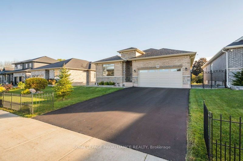 54 Stonecrest Blvd  Quinte West, K8R 0A4 | Image 3