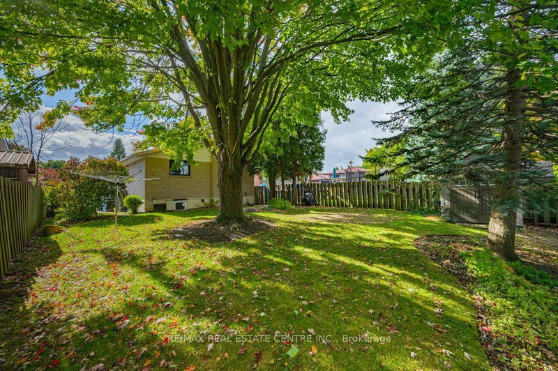 14 Avra Crt  Guelph, N1H 7B2 | Image 24