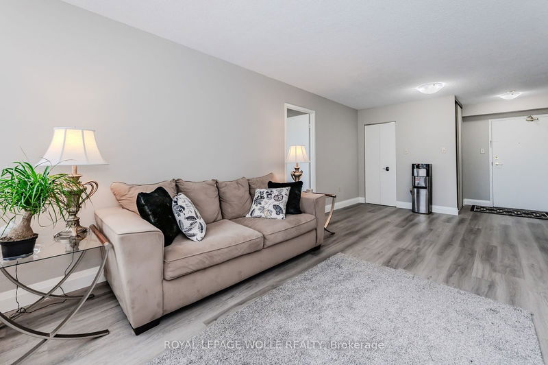  306 - 3227 King St E Kitchener, N2A 2Z9 | Image 14