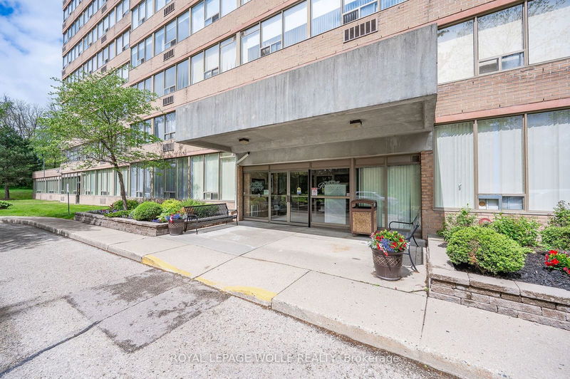  306 - 3227 King St E Kitchener, N2A 2Z9 | Image 3