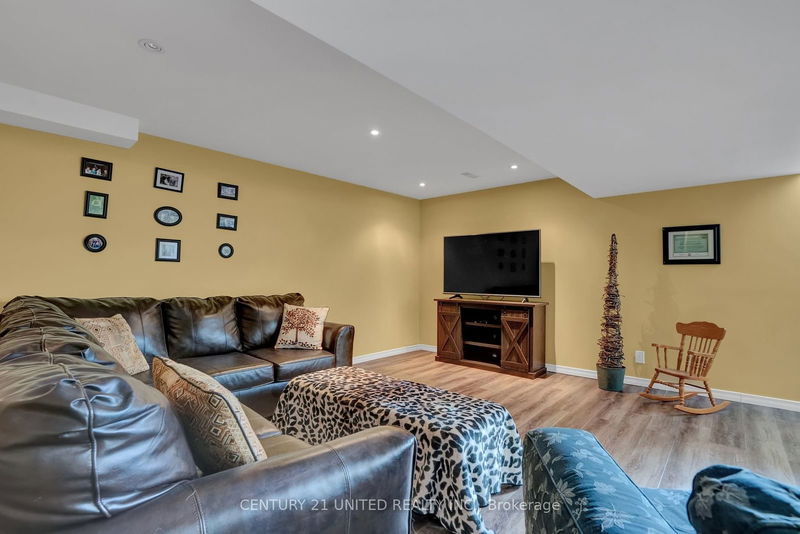 55 George St  Smith-Ennismore-Lakefield, K0L 2H0 | Image 28