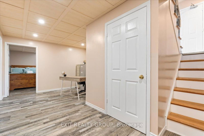 110 Canal St  Quinte West, K8V 4K7 | Image 22