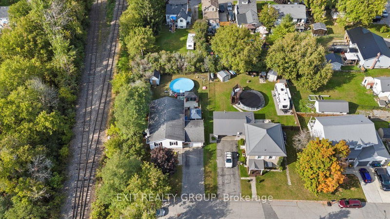 110 Canal St  Quinte West, K8V 4K7 | Image 38