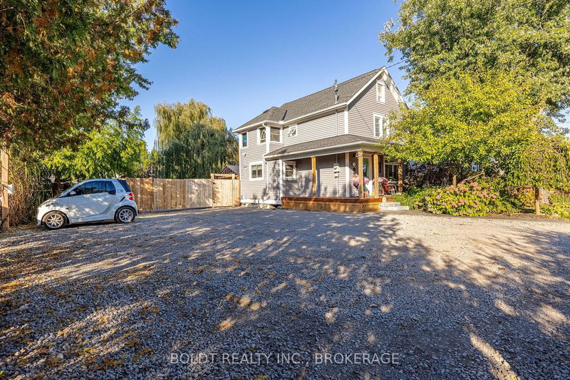 home for sale on 536 Thorold Road