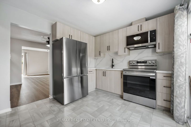  57 - 1115 Paramount Dr  Hamilton, L8J 1P6 | Image 5