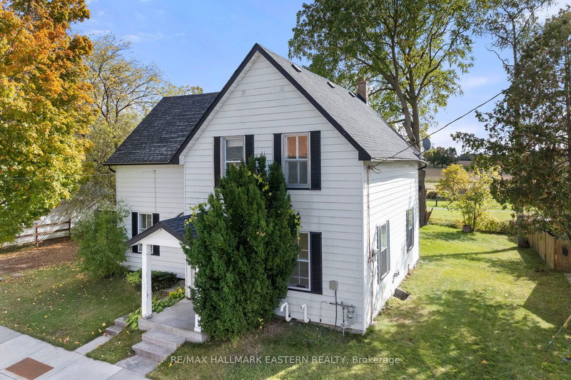 825 Charles St  Smith-Ennismore-Lakefield, K0L 1H0 | Image 1