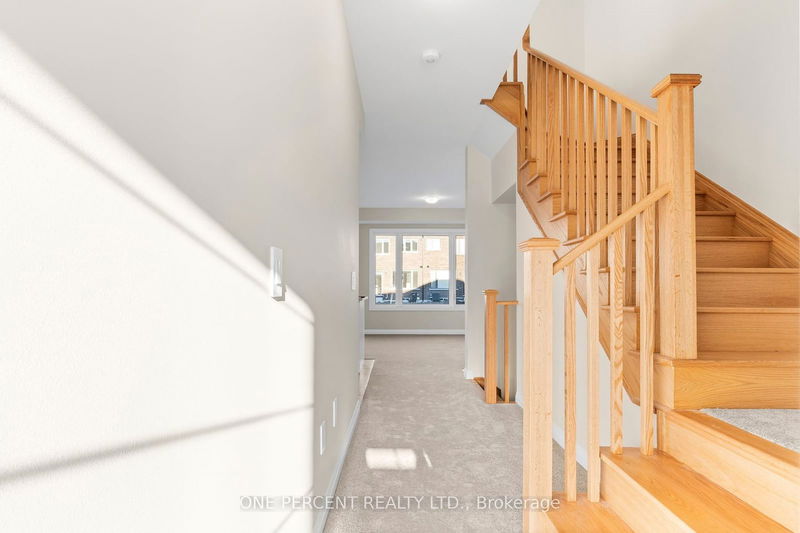 32 Keenan St  Kawartha Lakes, K9V 6C2 | Image 12