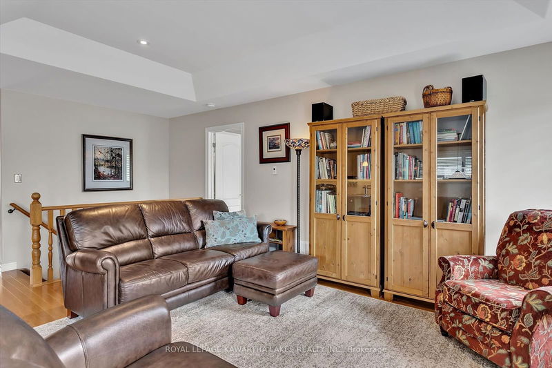 28 Liam St  Kawartha Lakes, K9V 0J4 | Image 12